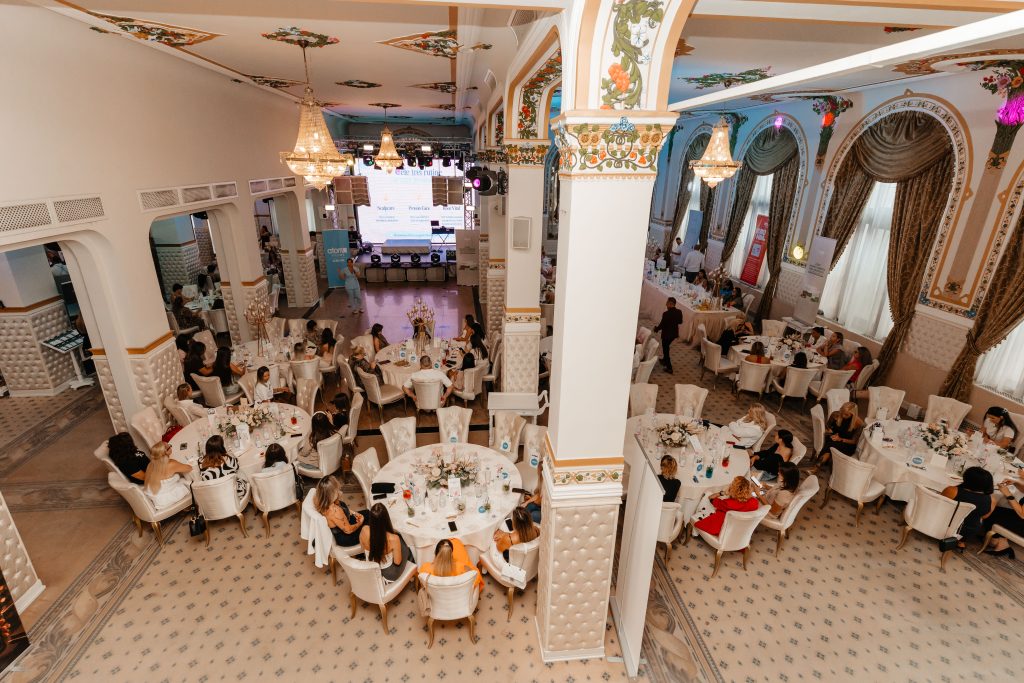 Sala Queen Mary Oradea amenajată pentru Summitul Beauty & Health